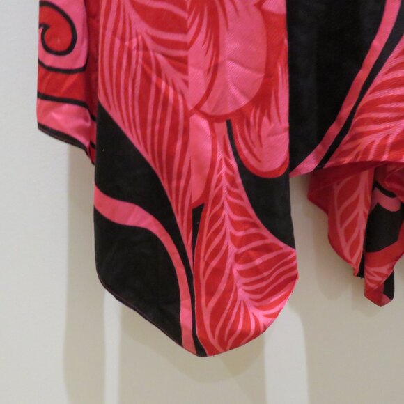 VINTAGE FUMI'S ORIGINALS HONOLULU Hawaiian Floral Maxi Skirt in Pink Purple - Picture 6 of 15